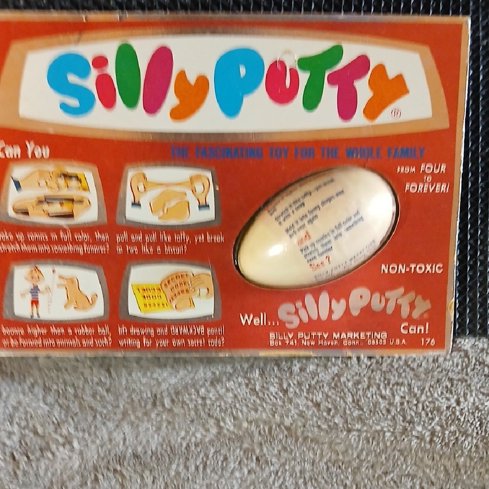 Vintage Silly Putty Classic Toy
